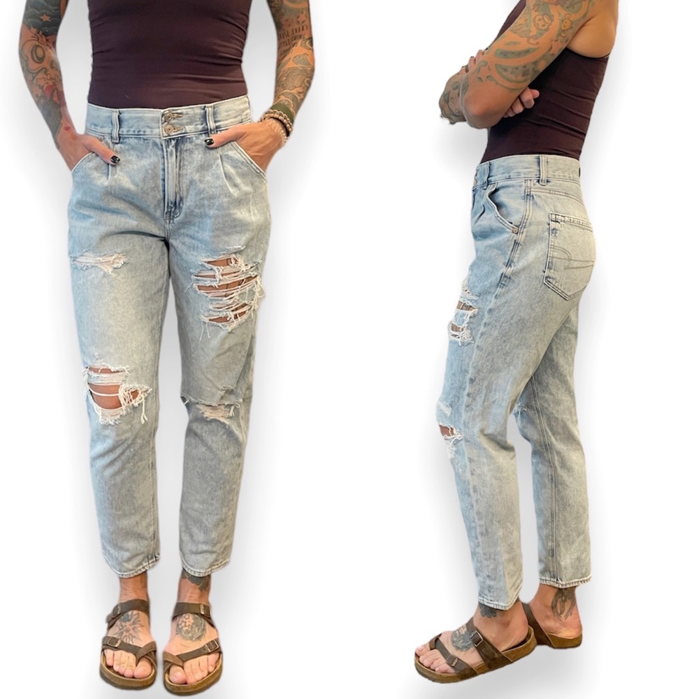 American Eagle Mom Jeans Distressed Light Rinse Bleached High Rise Ankle Size 6